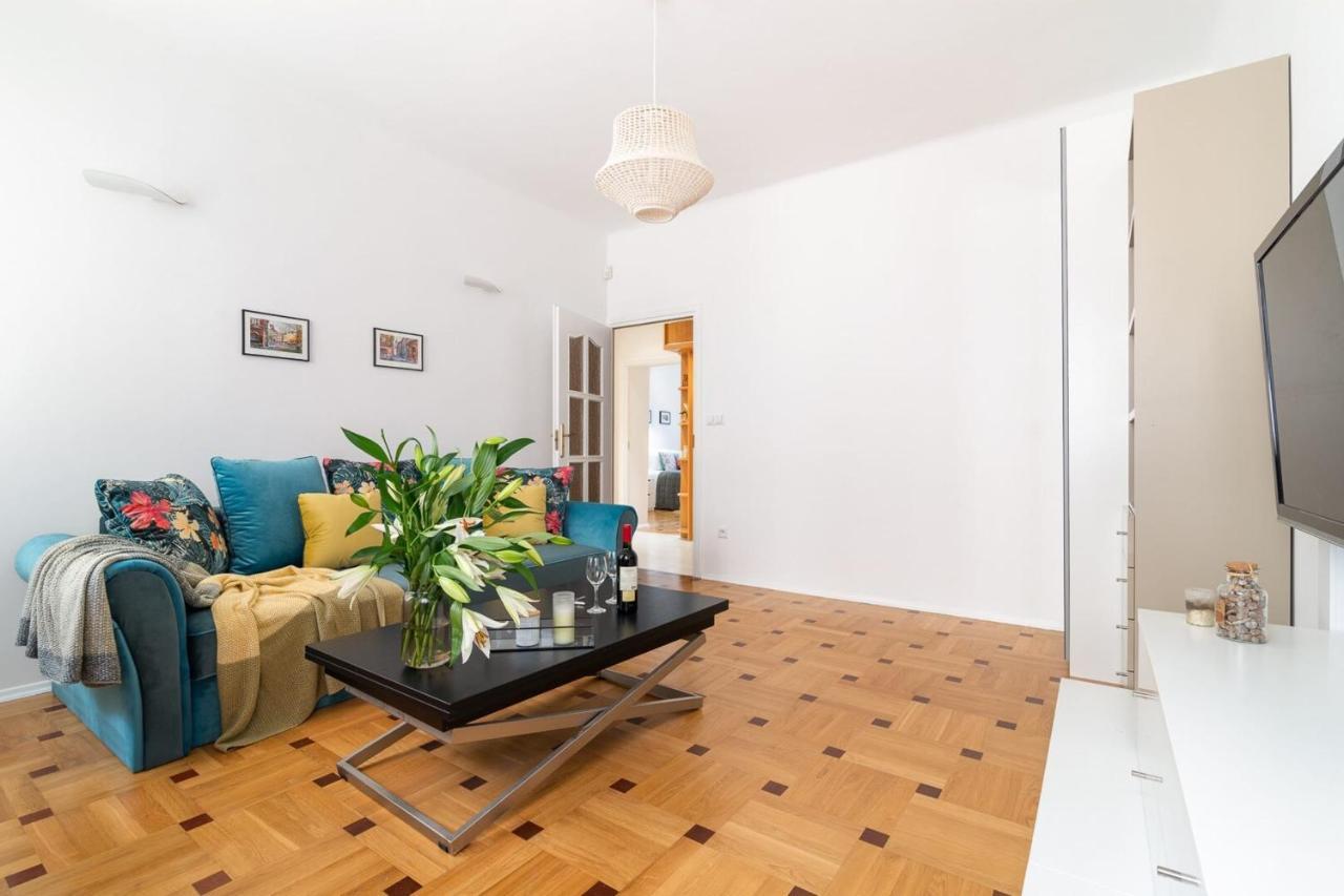 Rent like home - Mostowa 11 Warszawa Zewnętrze zdjęcie